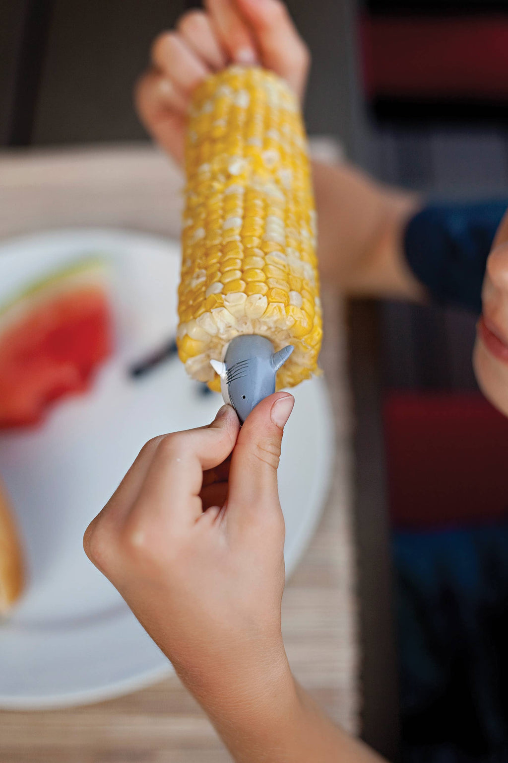 Outset Shark Corn Holders, Set 8, 1.38" x 5" x 7"