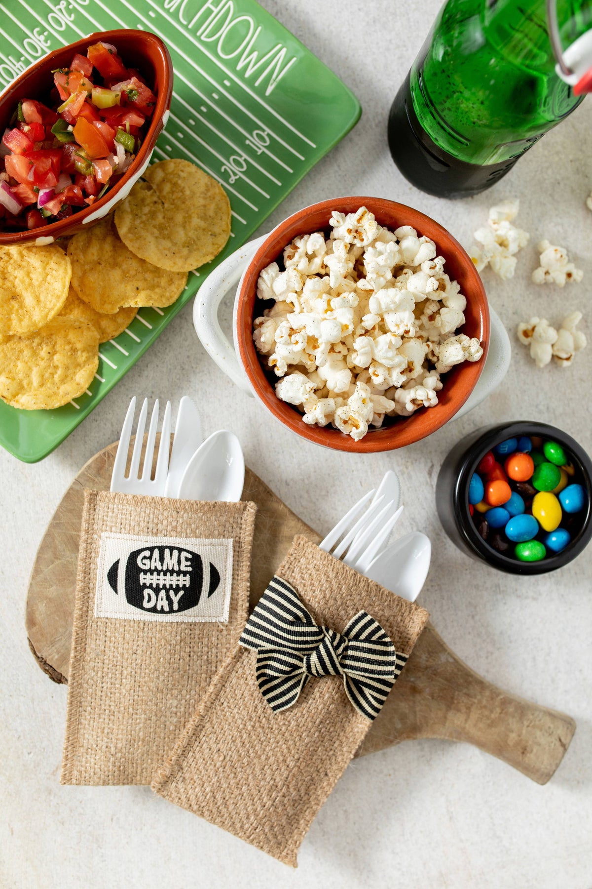 Tailgate l Set of 8